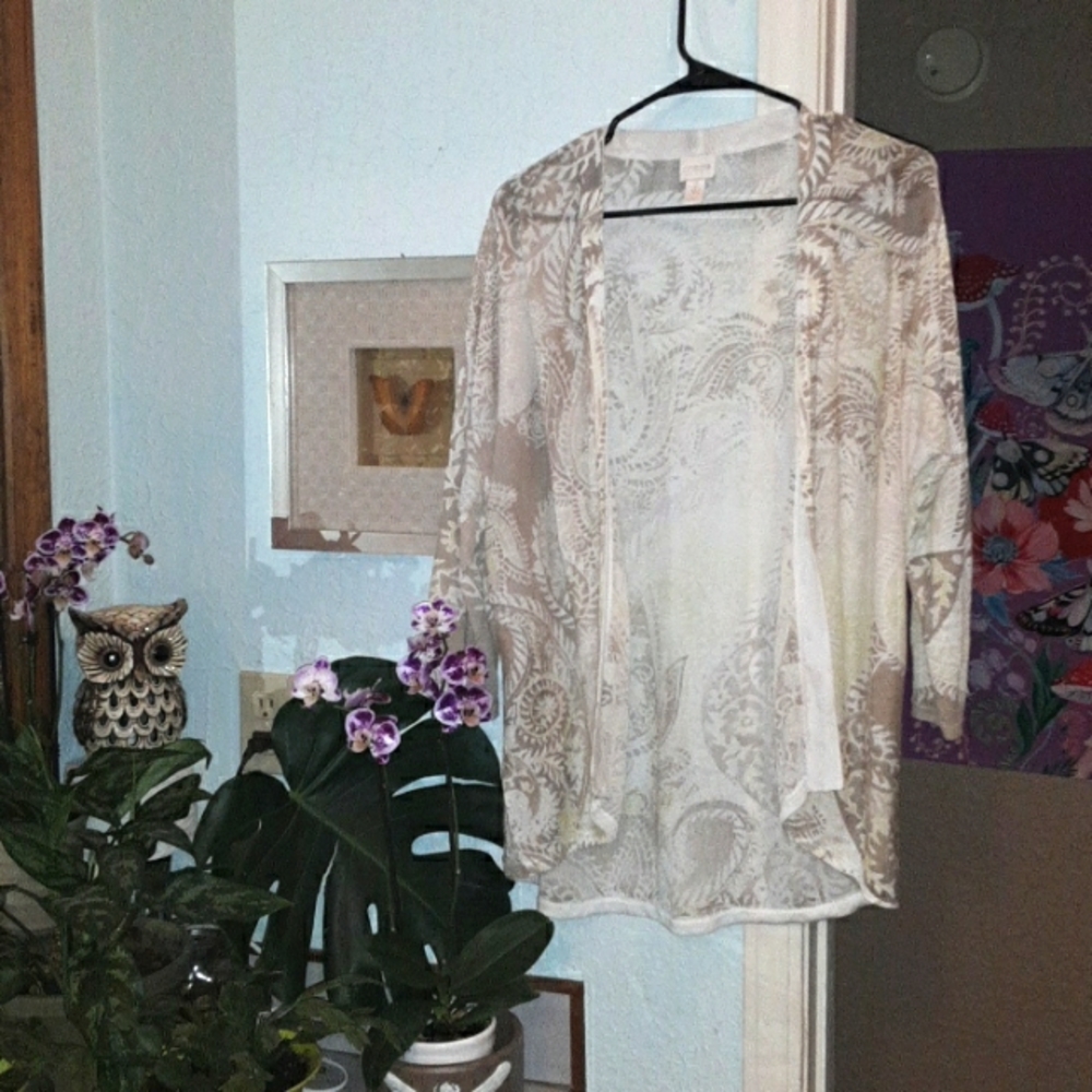 Chicos 2 open cardigan lightweight floral paisley bohemian pattern